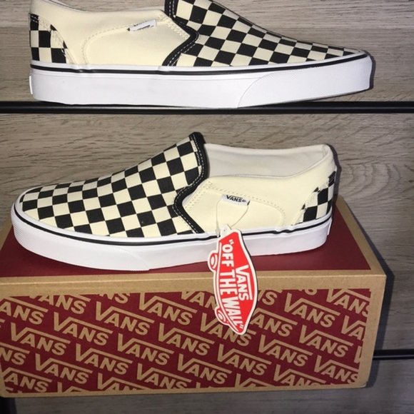 NIB- Women's Vans Black/Off White - Picture 3 of 4